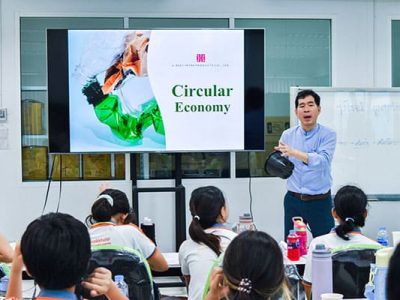 ผู้บริหารเอ.เบสท์ ให้ความรู้น้องๆดรุณสิกขาลัยฯ เกี่ยวกับ Circular Economy